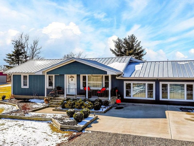 9895 Winchester Southern Road, Stoutsville, OH 43154 Photo 5