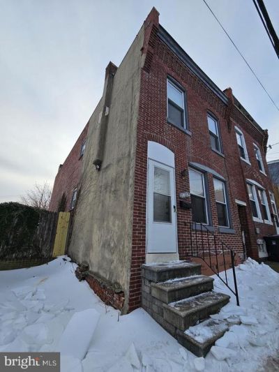 1302 W 2nd Street, Wilmington, DE 19805 Main Photo