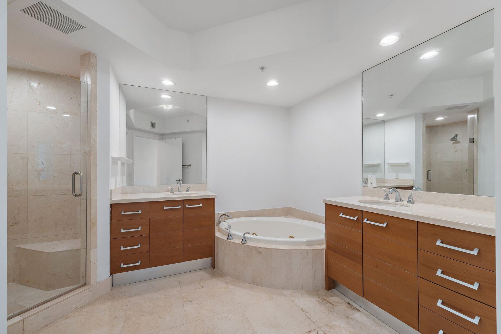 3630 Gardens Parkway, Unit 1104c, Palm Beach Gardens, FL 33410 Photo