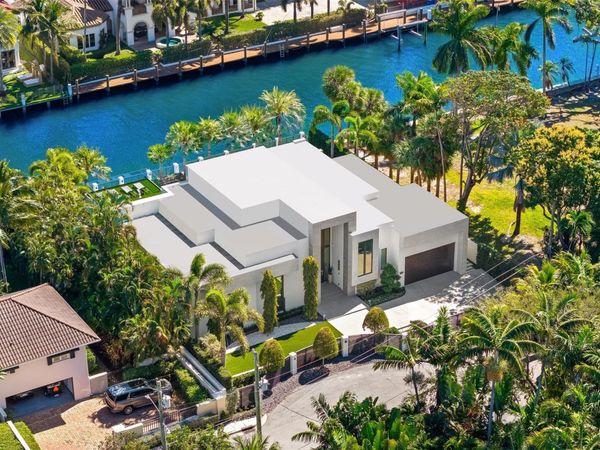 816 Riviera Isle Drive, Fort Lauderdale, FL 33301