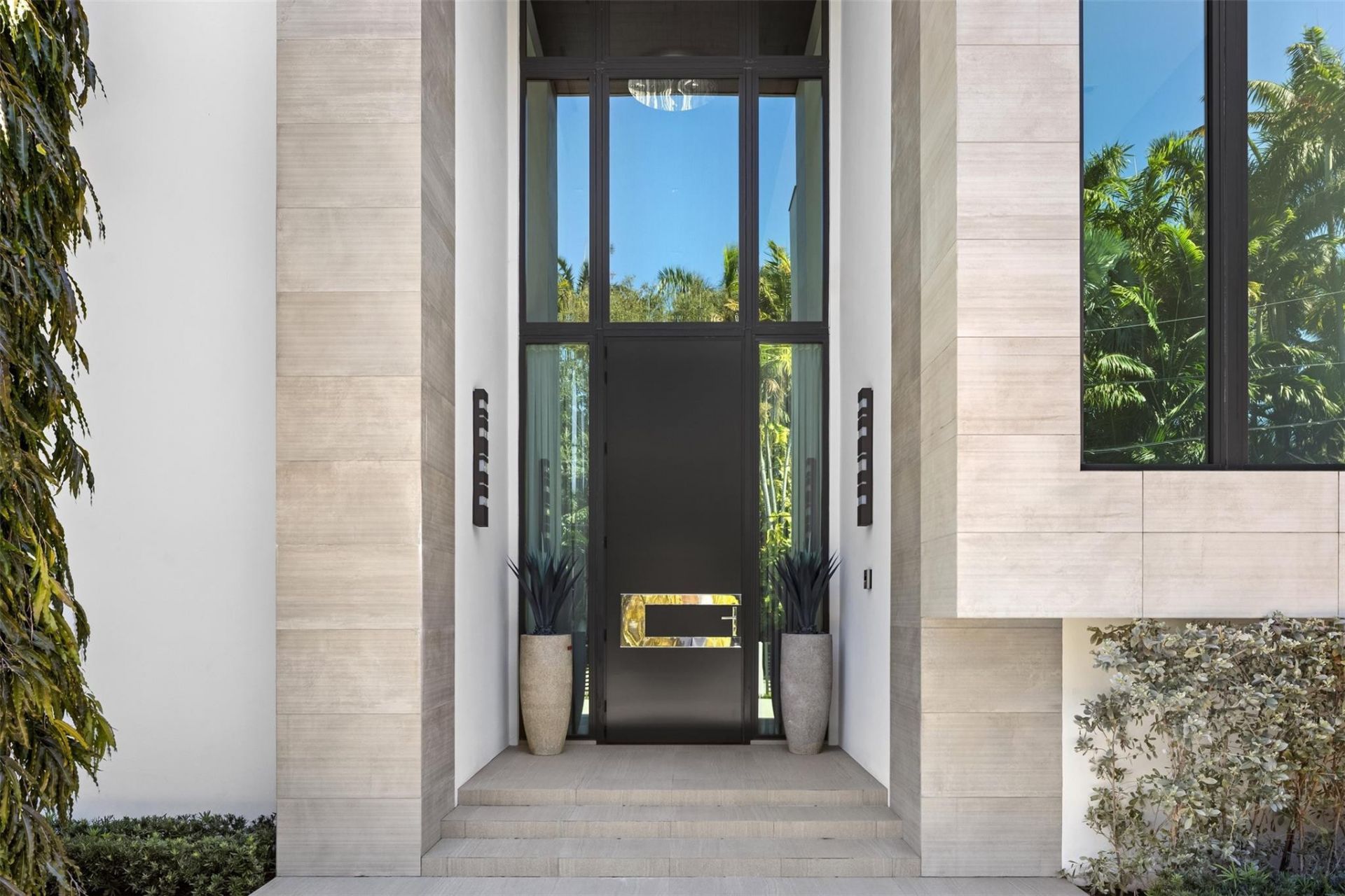 816 Riviera Isle Drive, Fort Lauderdale, FL 33301 Photo