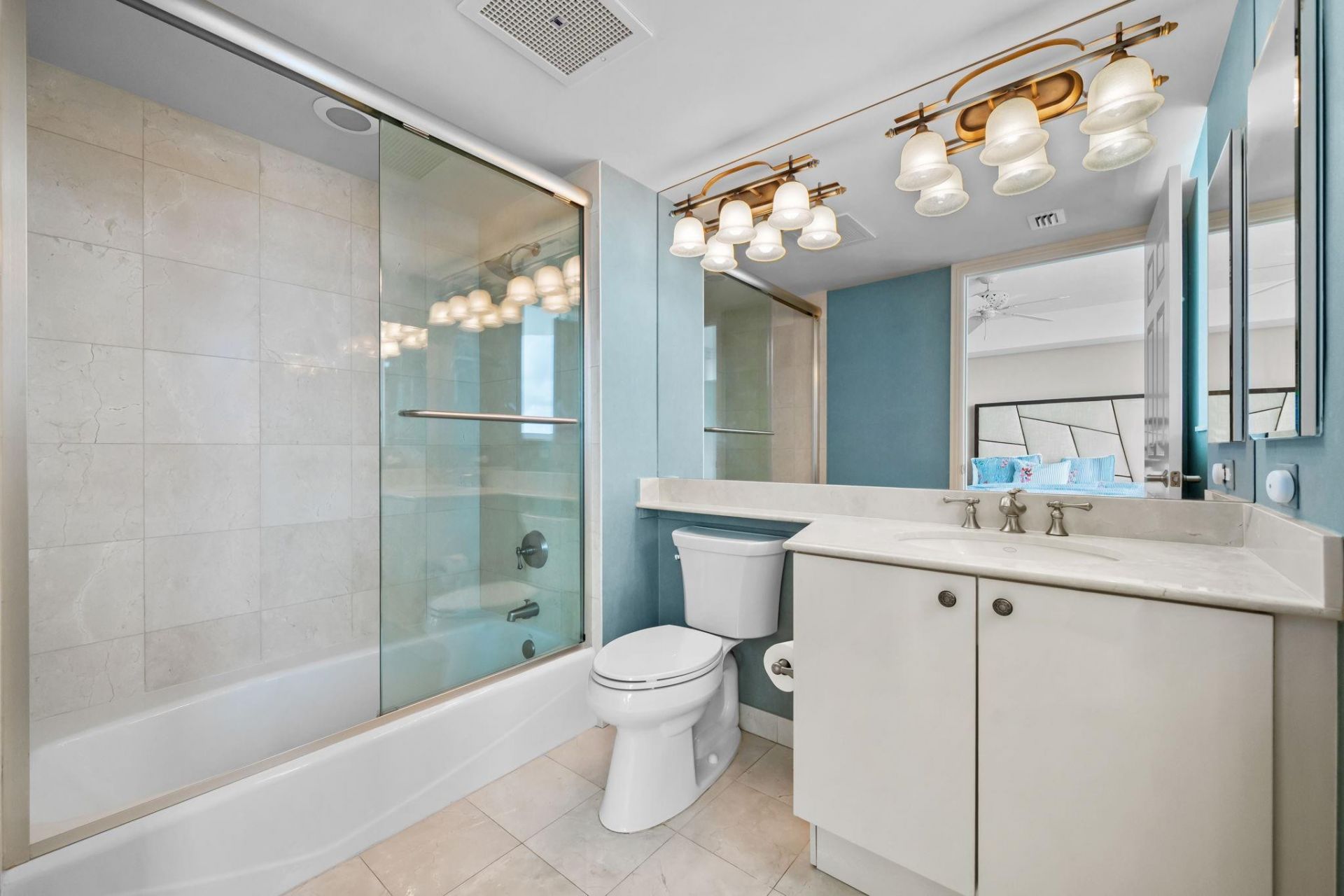 411 N New River Drive, Unit 3403, Fort Lauderdale, FL 33301 Photo