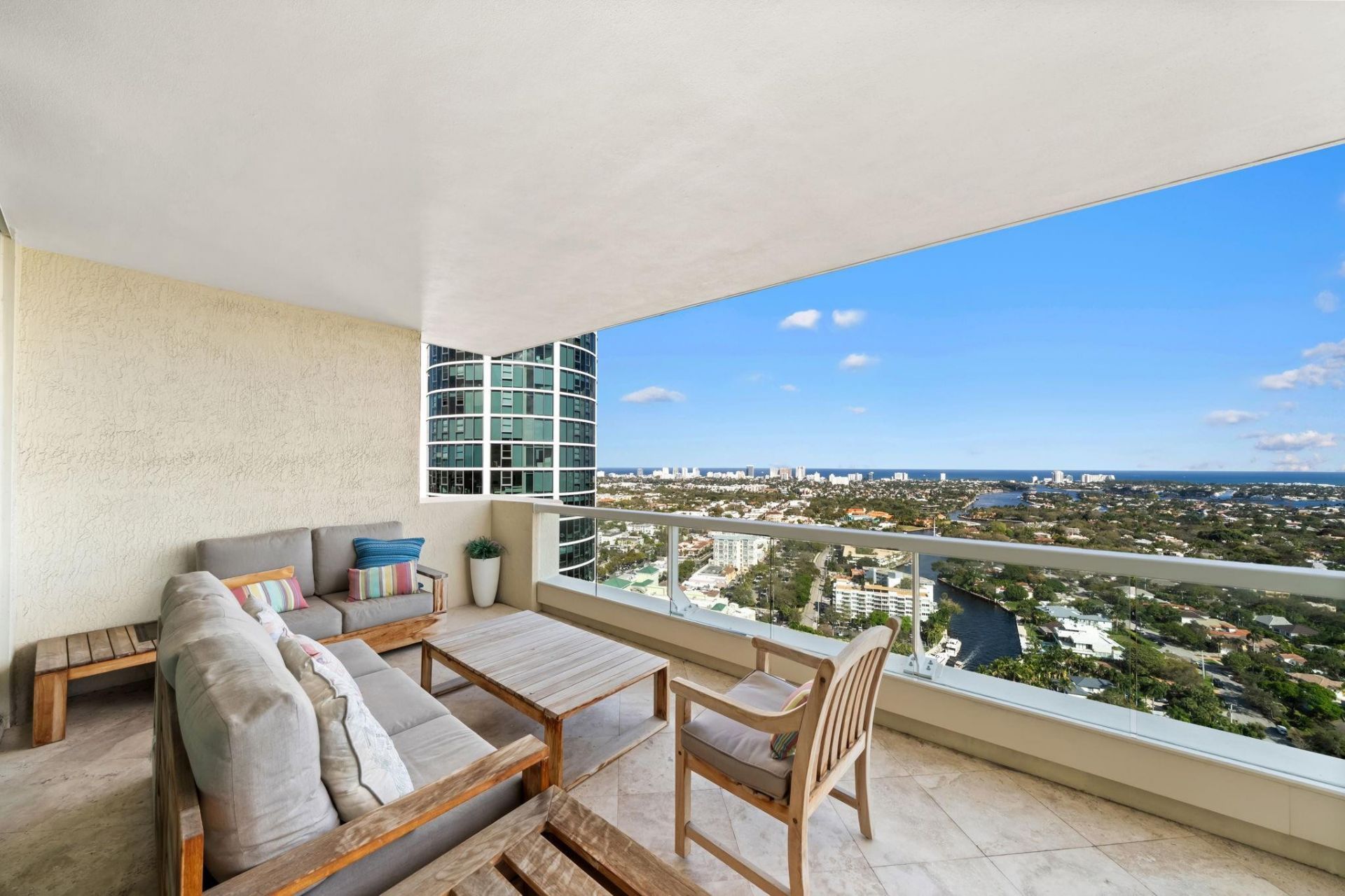 411 N New River Drive, Unit 3403, Fort Lauderdale, FL 33301 Photo