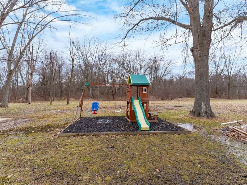 517 Ophelia Street, Newton Falls, OH 44444 Photo 23