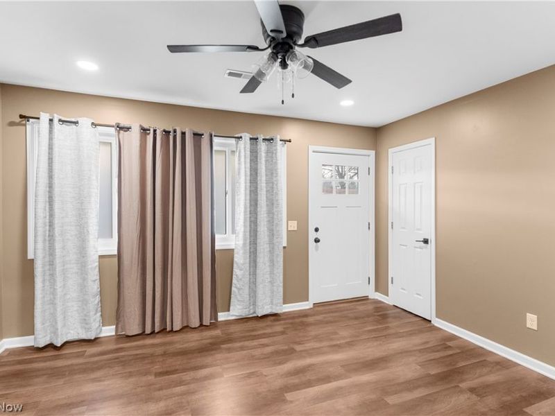 517 Ophelia Street, Newton Falls, OH 44444 Photo 7