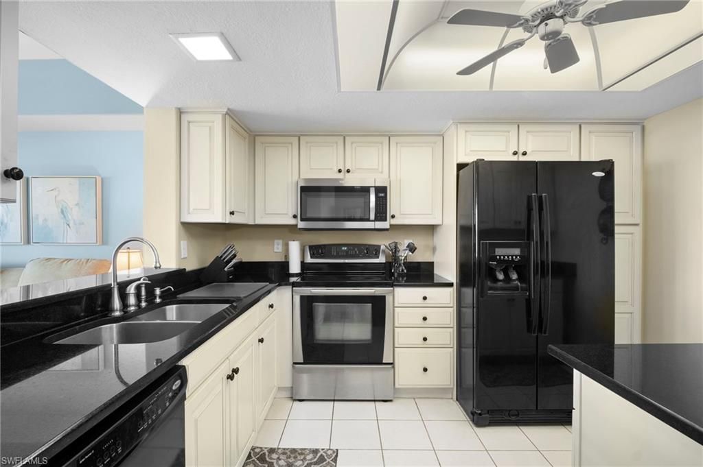 13331 Medinah Cir W, Unit 2, Fort Myers, FL 33907 Photo