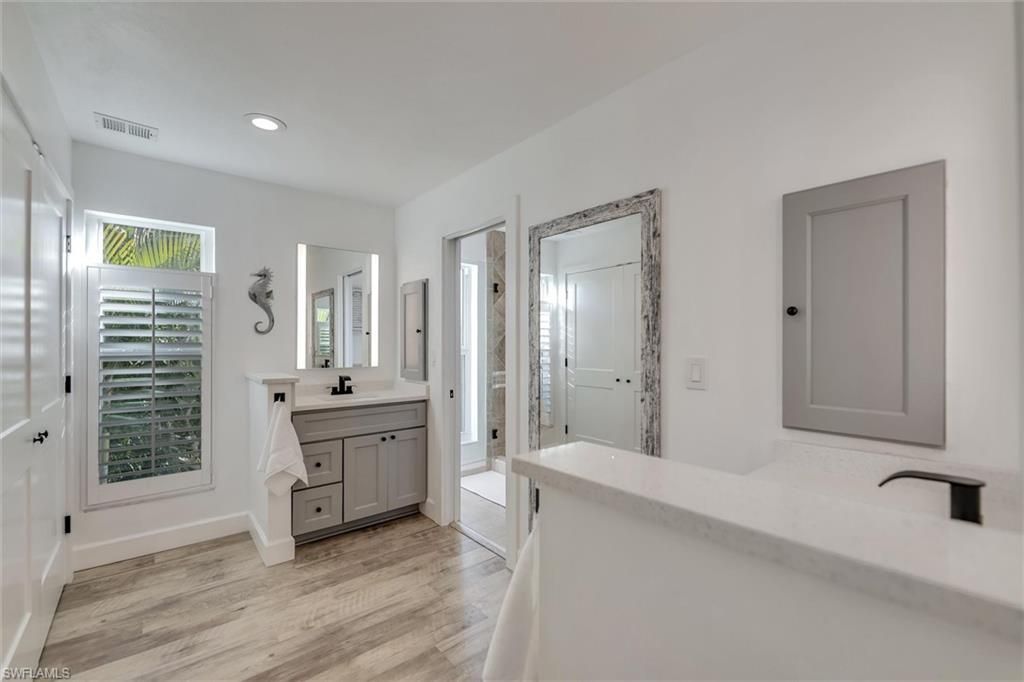 1450 Royal Poinciana Dr, Sanibel, FL 33957 Photo