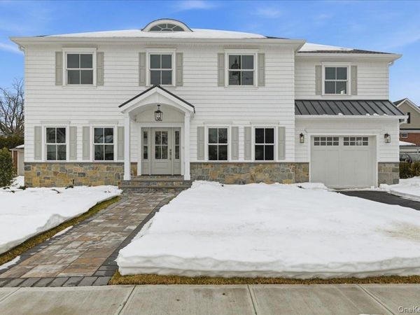 135 Adams Street , Garden City, NY 11530