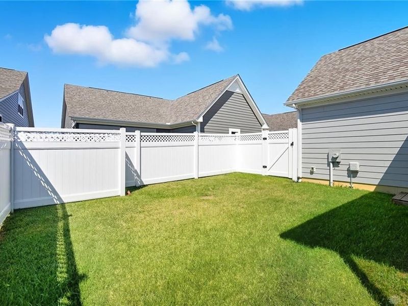 4049 Pepperwell Circle, Sugarcreek Township, OH 45440 Photo 36