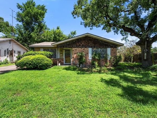 120 Woodland Avenue, Corsicana, TX 75110