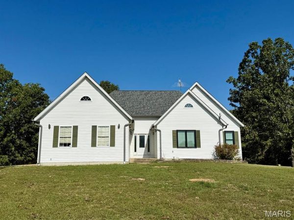 15306 Bucyrus Drive Drive , Bucyrus, MO 65444