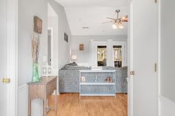 108 Dudley Lane photo 4