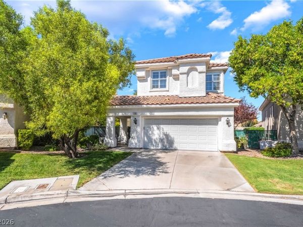 1300 Elk River Circle , Las Vegas, NV 89134