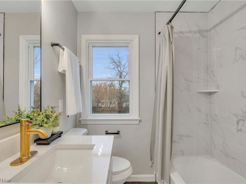 10970 Aaron Drive, Parma, OH 44130 Photo 13