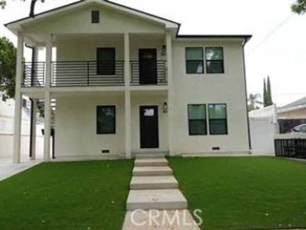 901 N Orchard Drive, Unit 201, Burbank, CA 91506