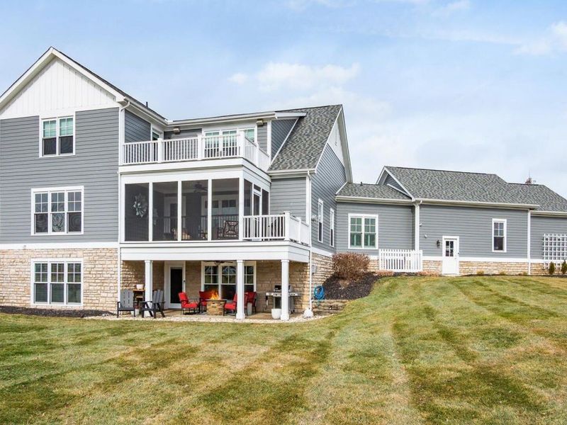 9525 Cypress Drive, Thornville, OH 43076 Photo 3