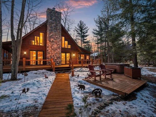 15549 SPUR LANE, Mountain, WI 54149