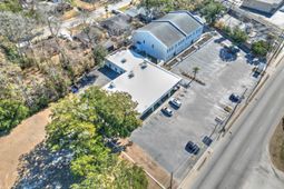 5418-5422 Rivers Avenue  photo 4