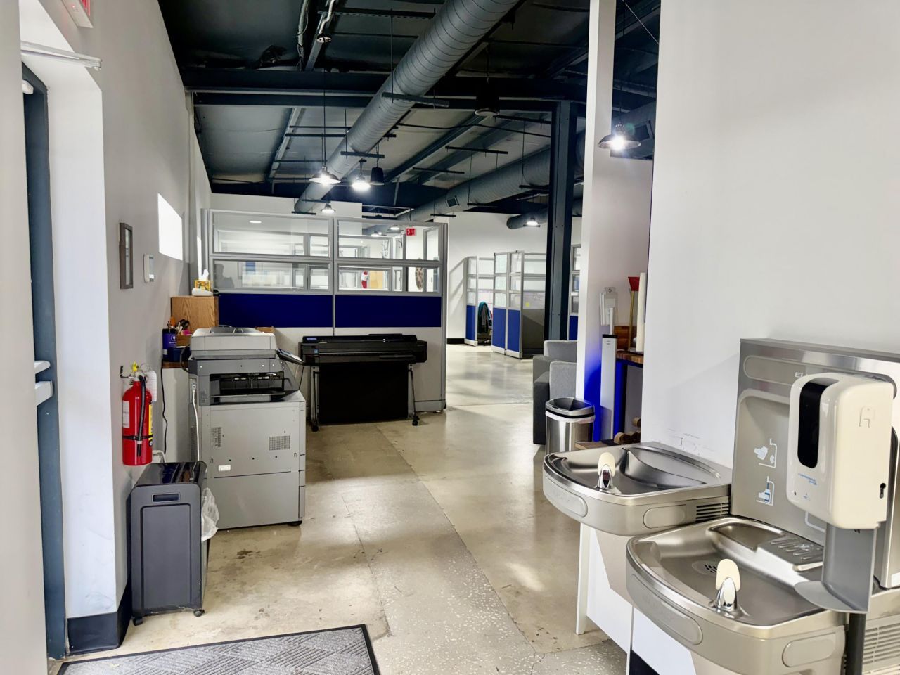 1939 Remount Road  Photo 12