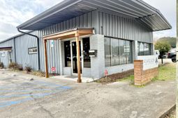 1939 Remount Road  photo 4