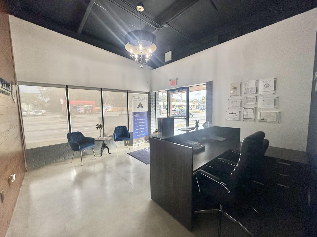 1939 Remount Road  Photo 5