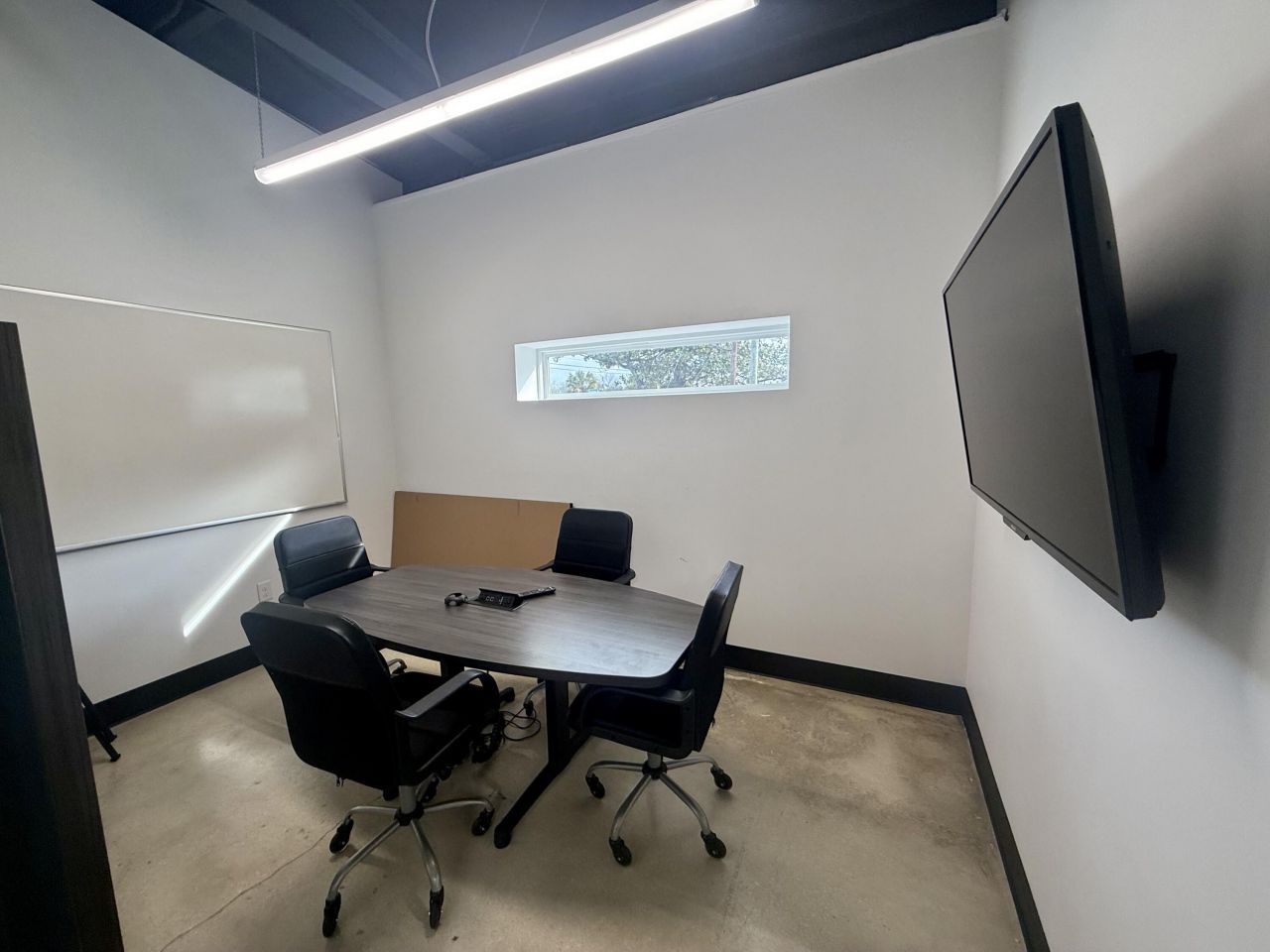 1939 Remount Road  Photo 6