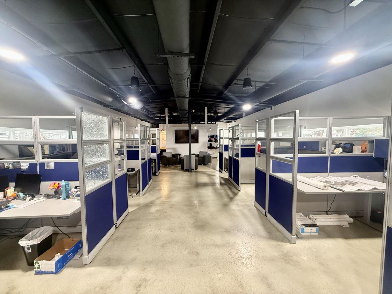 1939 Remount Road  Photo 8