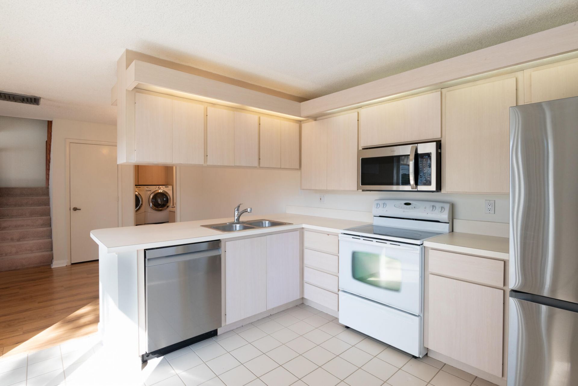 8146 Bridgewater Court, Unit 46d, Lake Clarke Shores, FL 33406 Photo