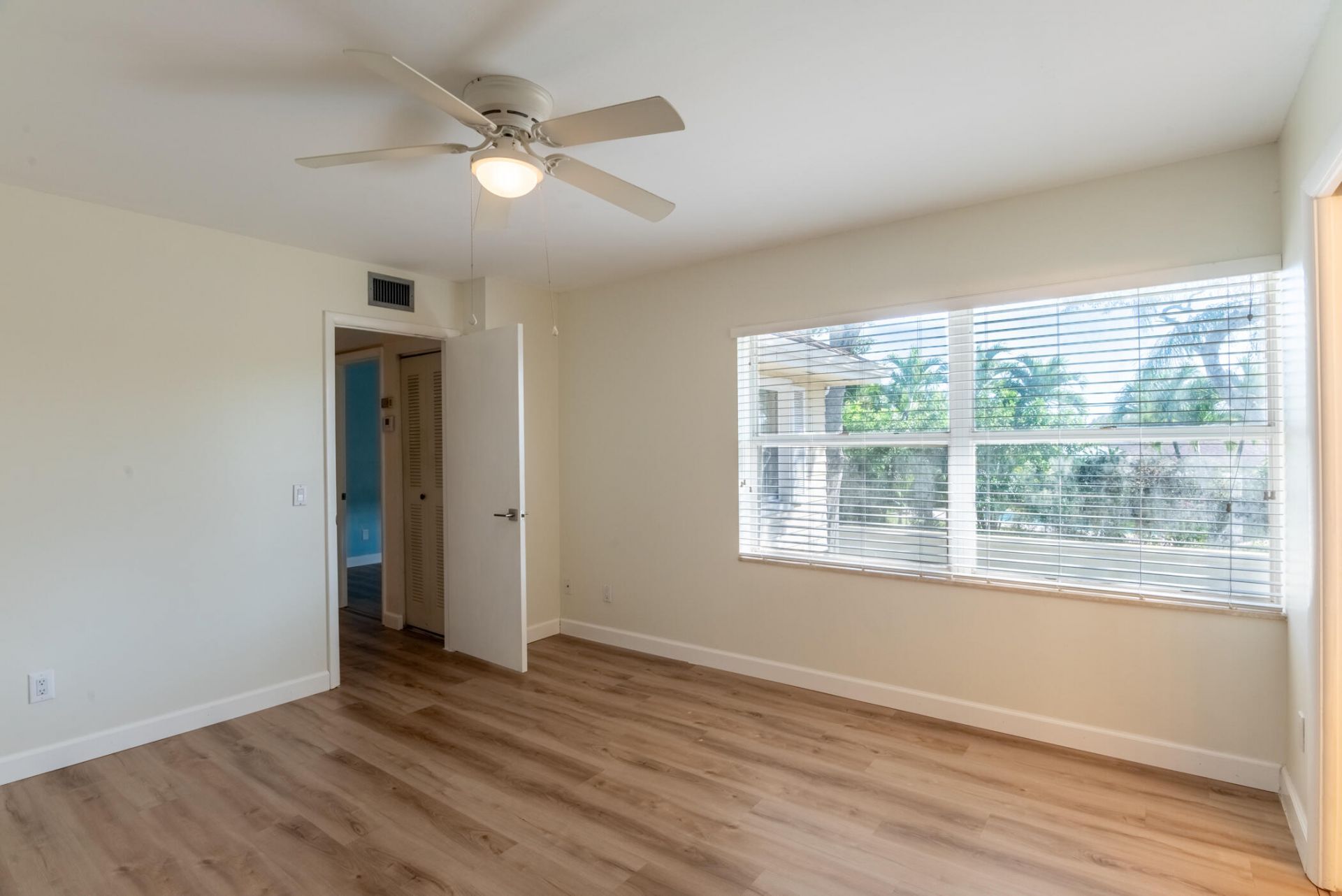 8146 Bridgewater Court, Unit 46d, Lake Clarke Shores, FL 33406 Photo