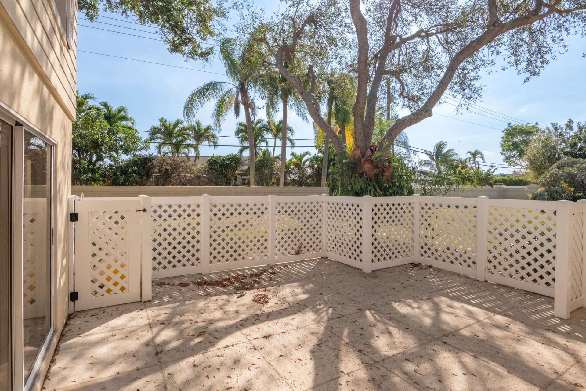 8146 Bridgewater Court, Unit 46d, Lake Clarke Shores, FL 33406 Photo