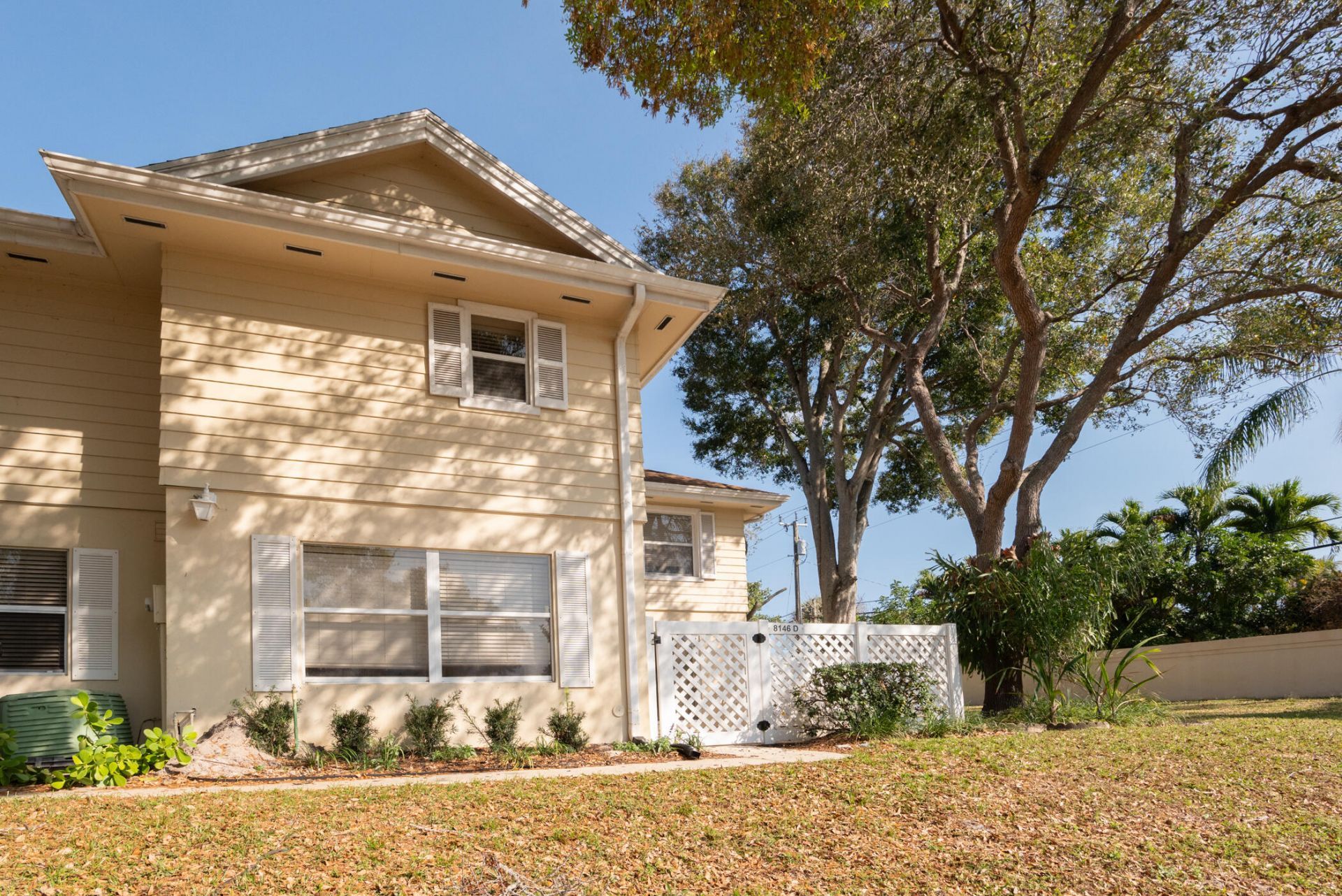 8146 Bridgewater Court, Unit 46d, Lake Clarke Shores, FL 33406 Photo