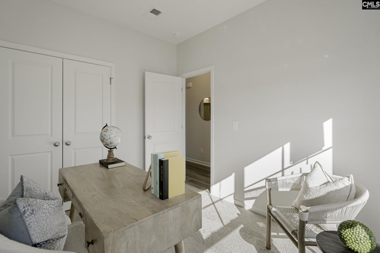 836 Lodgepole Lane  Photo 5