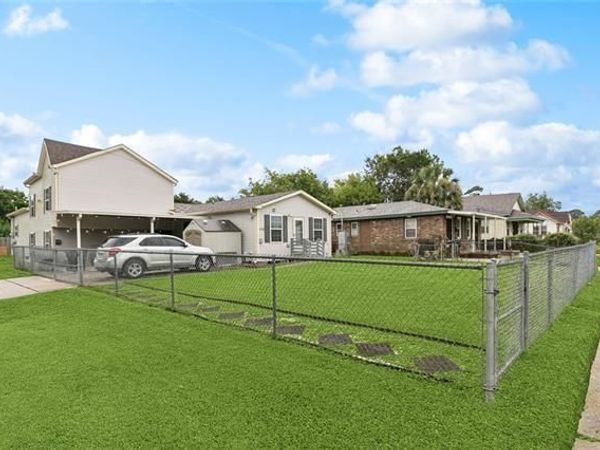 4781 83 EASTERN Street, New Orleans, LA 70122