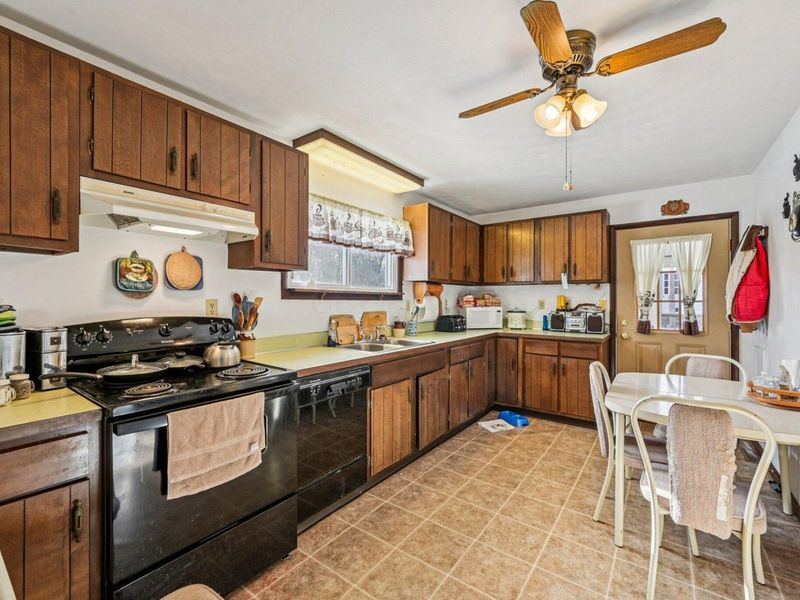 7885 Township Road 291 SE, Corning, OH 43730 Photo 14