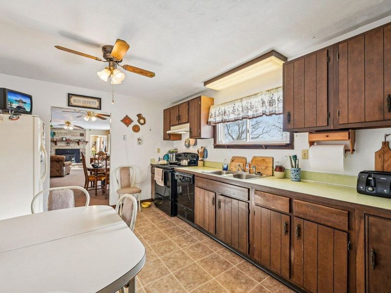 7885 Township Road 291 SE, Corning, OH 43730 Photo 16