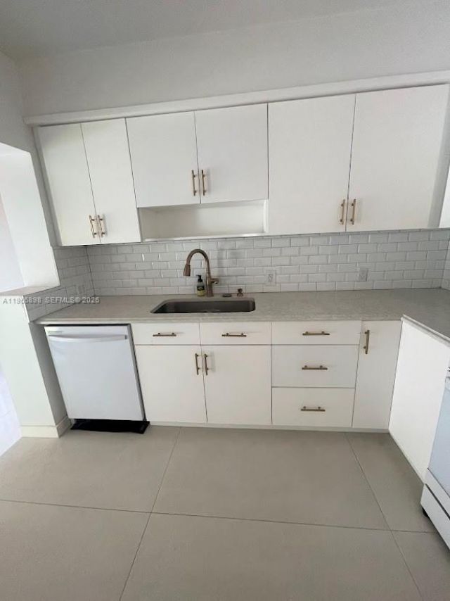 811 NE 70th St, Miami, FL 33138 Photo