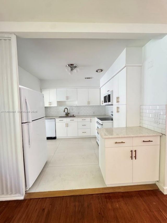 811 NE 70th St, Miami, FL 33138 Photo