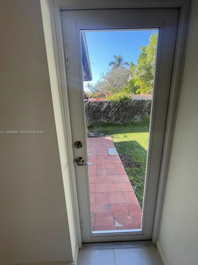 811 NE 70th St, Miami, FL 33138 Photo