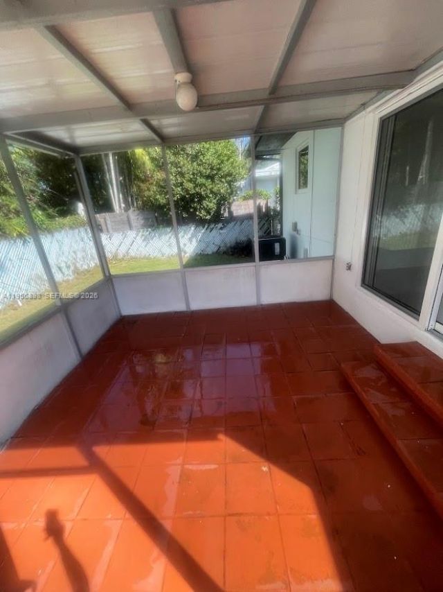 811 NE 70th St, Miami, FL 33138 Photo