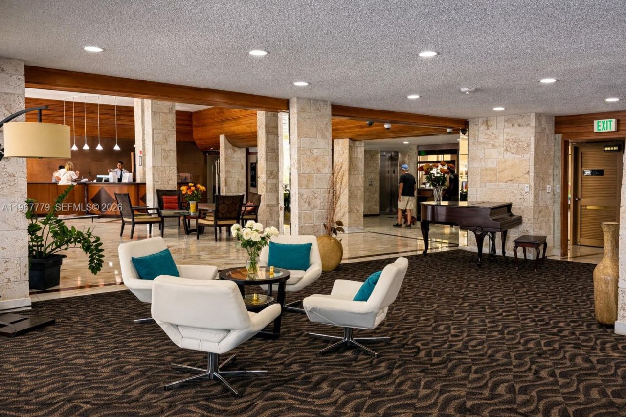 301 174th St, Unit 1917, Sunny Isles Beach, FL 33160 Photo