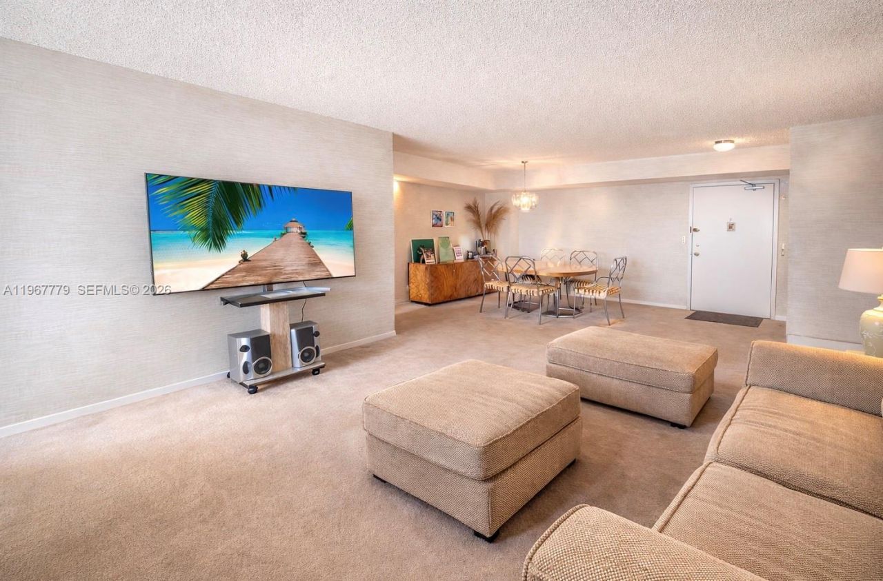 301 174th St, Unit 1917, Sunny Isles Beach, FL 33160 Photo