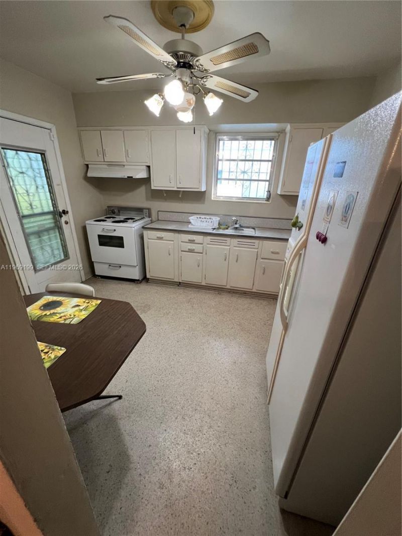 812 Columbus Blvd , Coral Gables, FL 33134 Photo