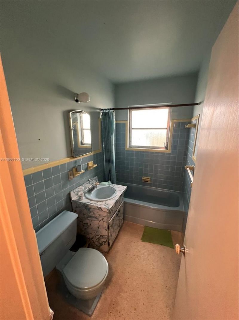 812 Columbus Blvd , Coral Gables, FL 33134 Photo