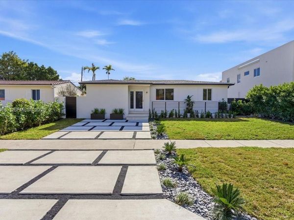 1971 SW 33rd Ave , Miami, FL 33145