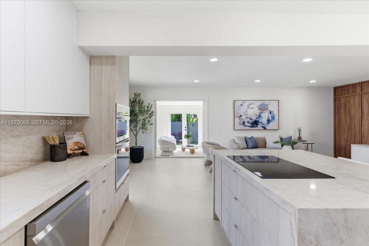 1971 SW 33rd Ave , Miami, FL 33145 Photo