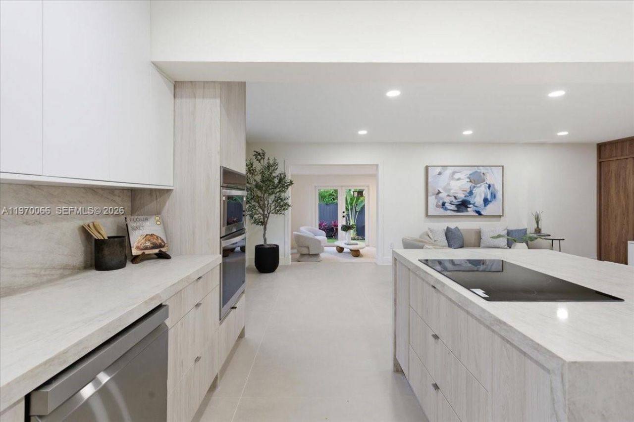 1971 SW 33rd Ave, Miami, FL 33145 Photo