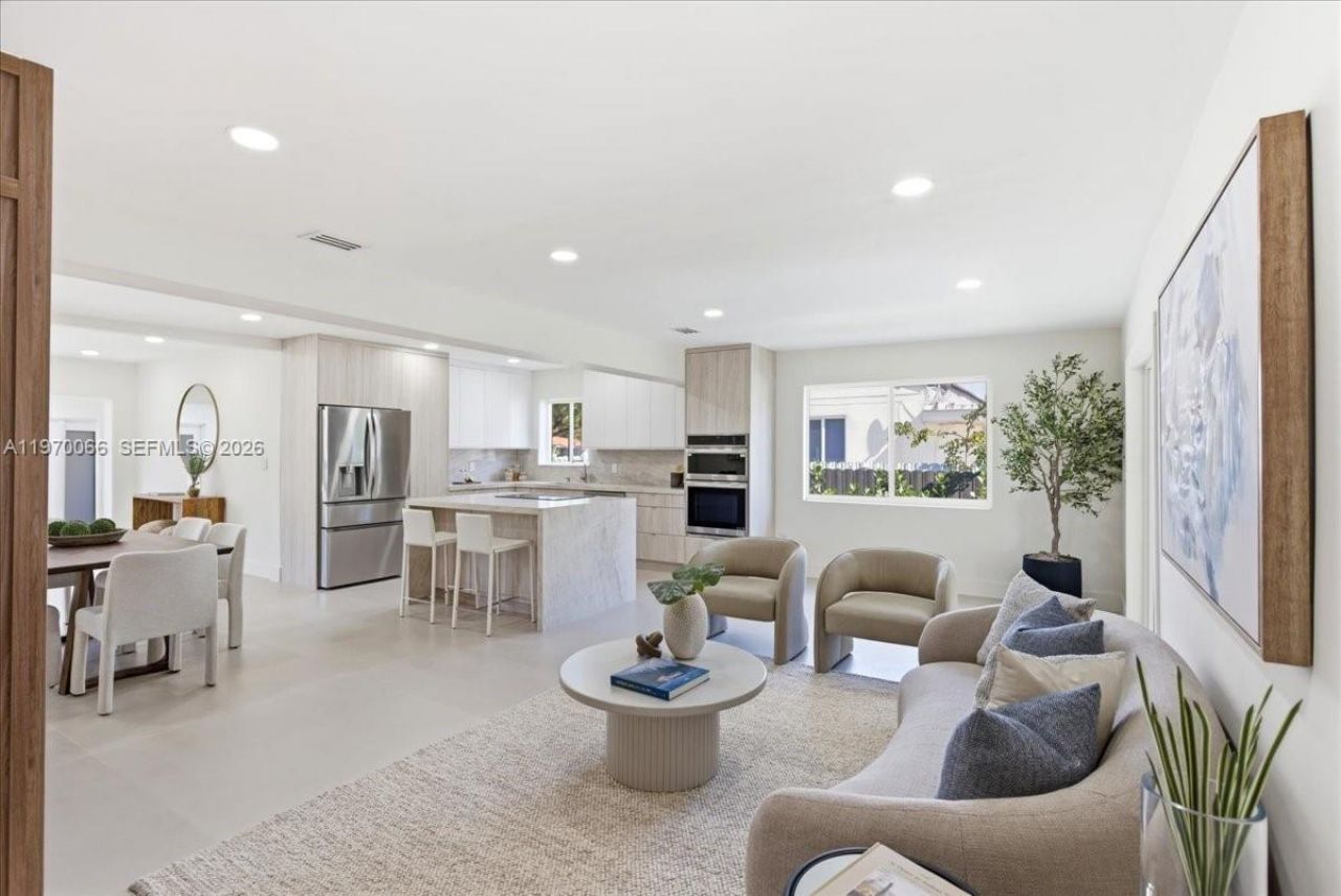 1971 SW 33rd Ave , Miami, FL 33145 Photo