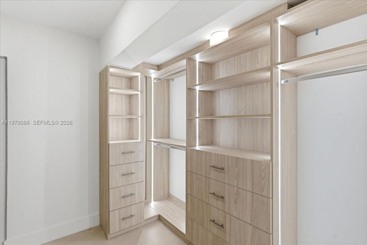 1971 SW 33rd Ave, Miami, FL 33145 Photo