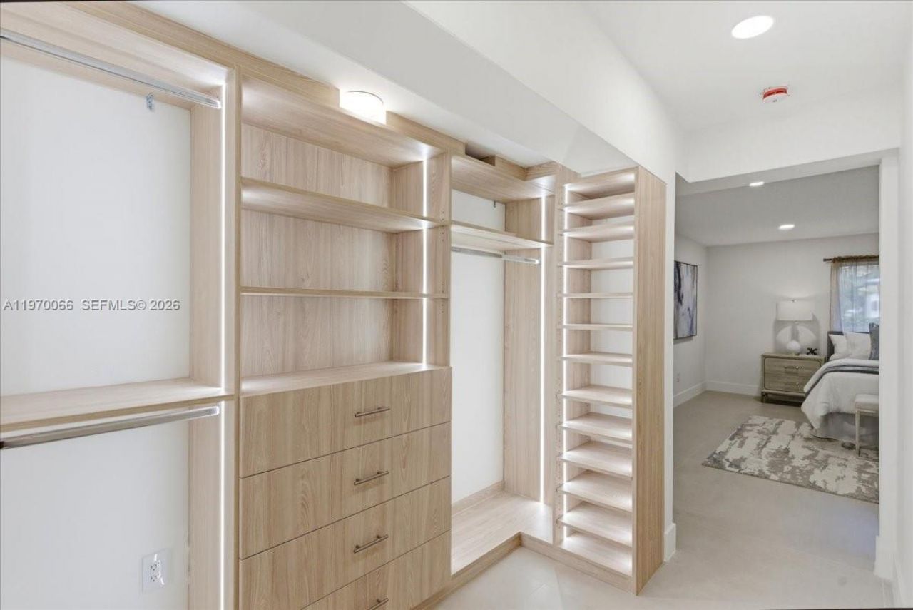 1971 SW 33rd Ave, Miami, FL 33145 Photo