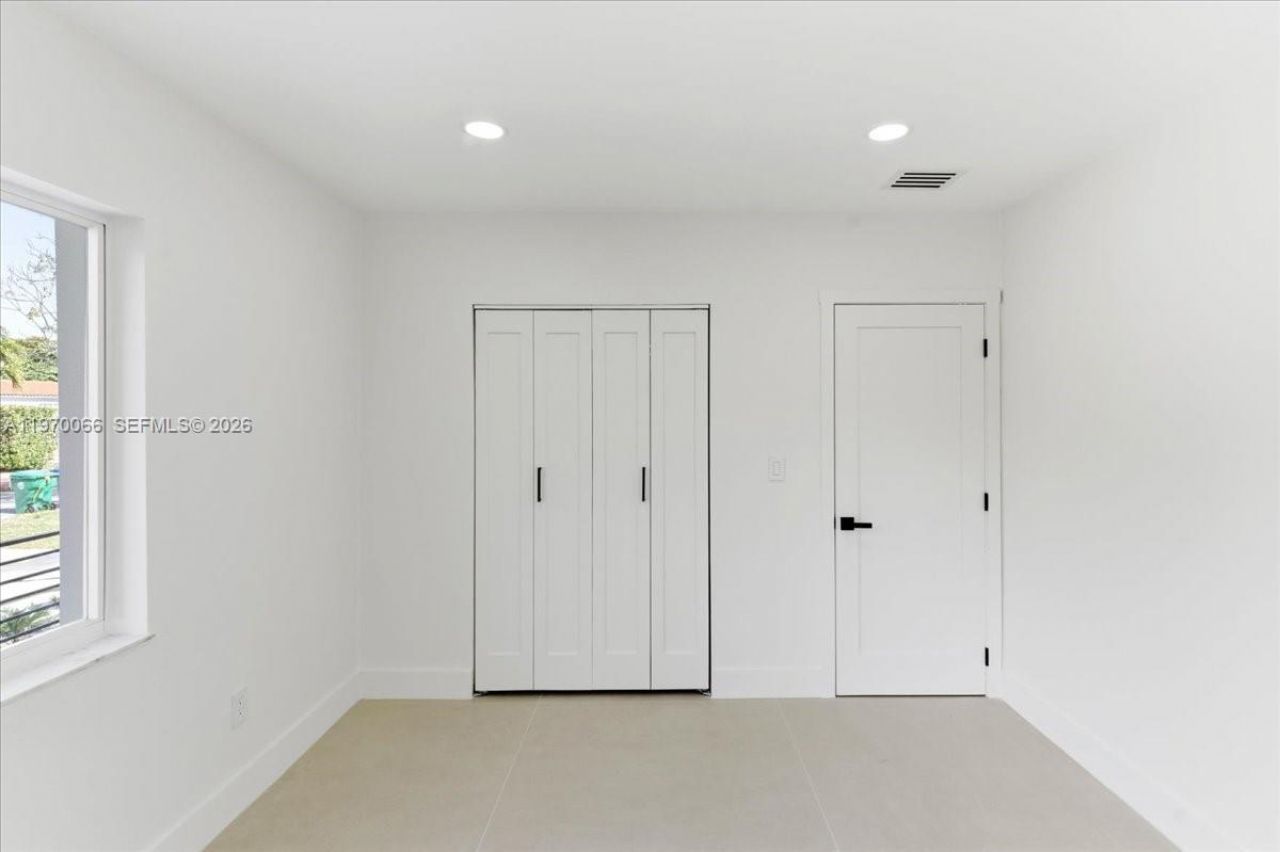 1971 SW 33rd Ave, Miami, FL 33145 Photo